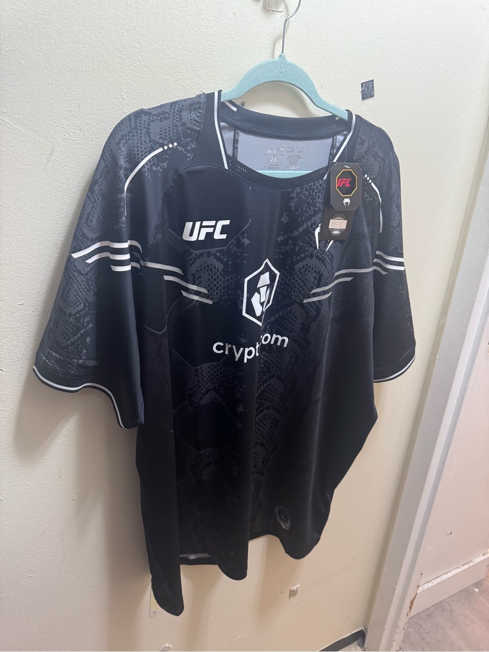 UFC Adrenaline by Venum Authentic Fight Night Walkout Jersey size 2XL